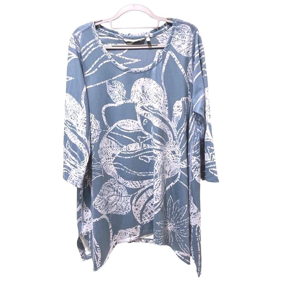 Soft‎ Surroundings Tunic Blue Floral Sharkbite Hem 3/4 Sleeve Womens Large